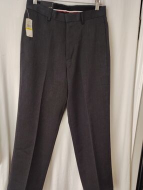 Van Heusen Charcoal Gray Dress Pants